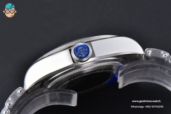 BLACK BAY GMT ZF “PEPSI” REF. M79830RB-0001 - Image 10