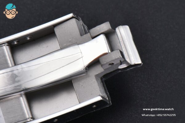 BLACK BAY GMT ZF “PEPSI” REF. M79830RB-0001 - Image 29