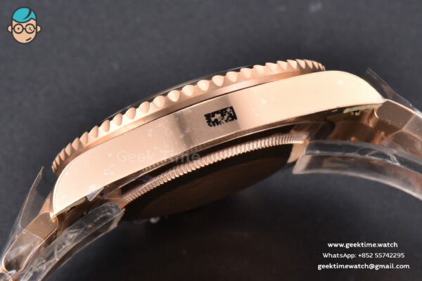 GMT-Master II Rootbeer 126715 CHNR VSF 40mm Black/Brown Ceramic Oyster Bracelet DD3286 - Image 14