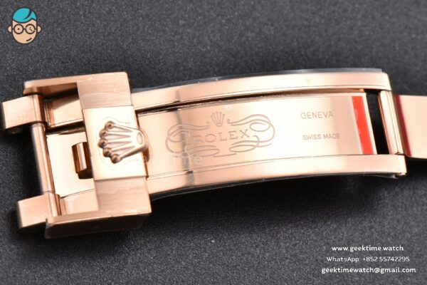 GMT-Master II Rootbeer 126715 CHNR VSF 40mm Black/Brown Ceramic Oyster Bracelet DD3286 - Image 30