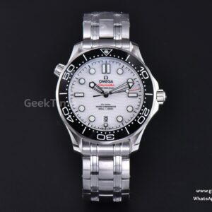 Seamaster Diver 300M 42mm VSF White Dial Metal Bracelet And Rubber Strap Clone VS8800 V4