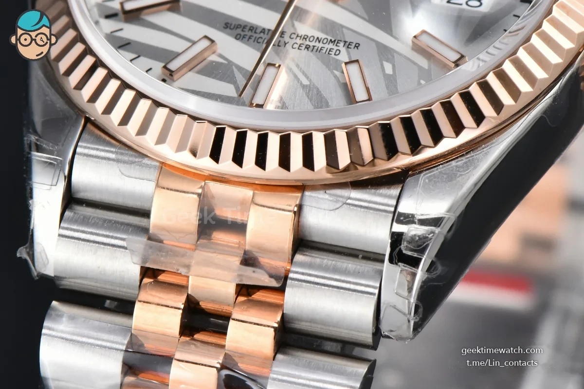 DateJust 36mm 126331 RG/SS VSF Sliver Palm Dial RG/SS Jubilee Bracelet VS3235