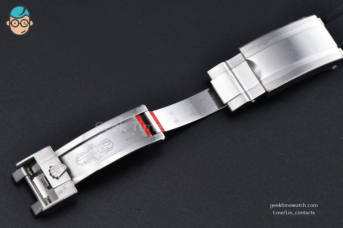 Daytona 126519 40mm Clean SS Black Dial Silver Subdial Oysterflex Strap DD4131