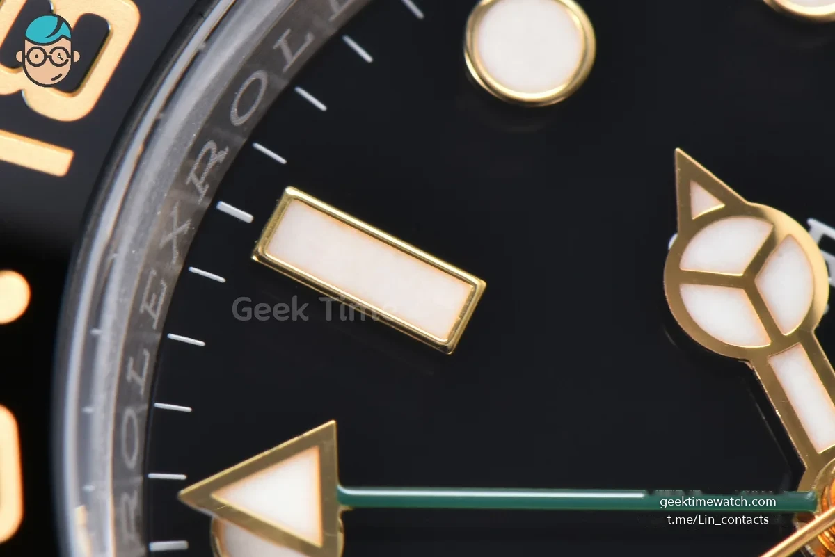 GMT Master II 116713 GRNR 40mm YG/SS Clean Black Bezel Black Dial Osyter Bracelet DD3186