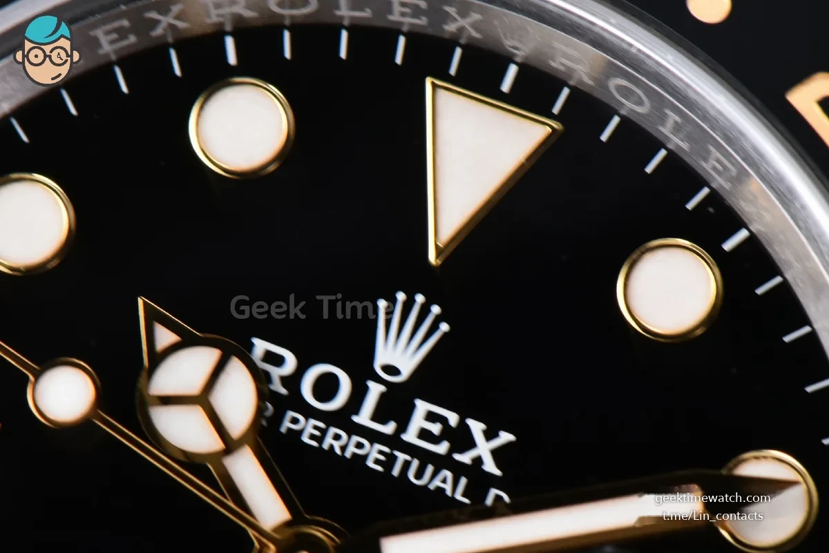 GMT Master II 116713 GRNR 40mm YG/SS Clean Black Bezel Black Dial Osyter Bracelet DD3186