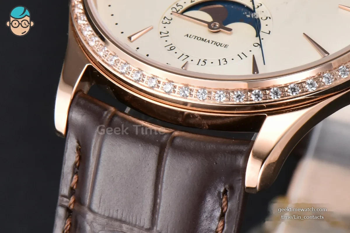 Master Ultra Thin Moonphase 1362501 APSF 39MM RG Diamond White Dial Brown Leather Strap SA925