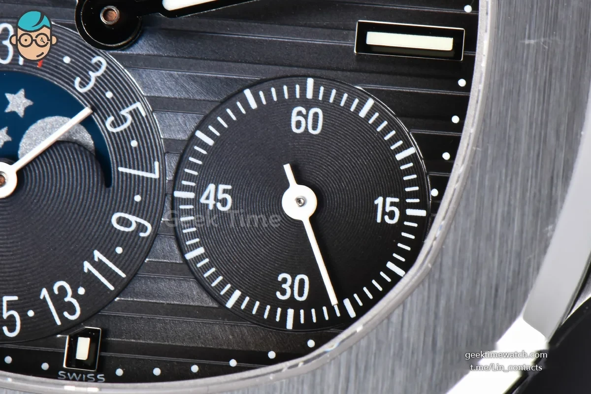 Nautilus 5712/G 40mm PPF SS Black Dial Black Leather Strap A240 Super Clone V4
