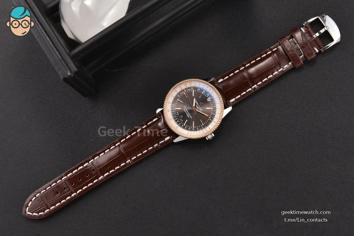 Navitimer V7F 41MM Gray Dial Brown Leather Strap A2824