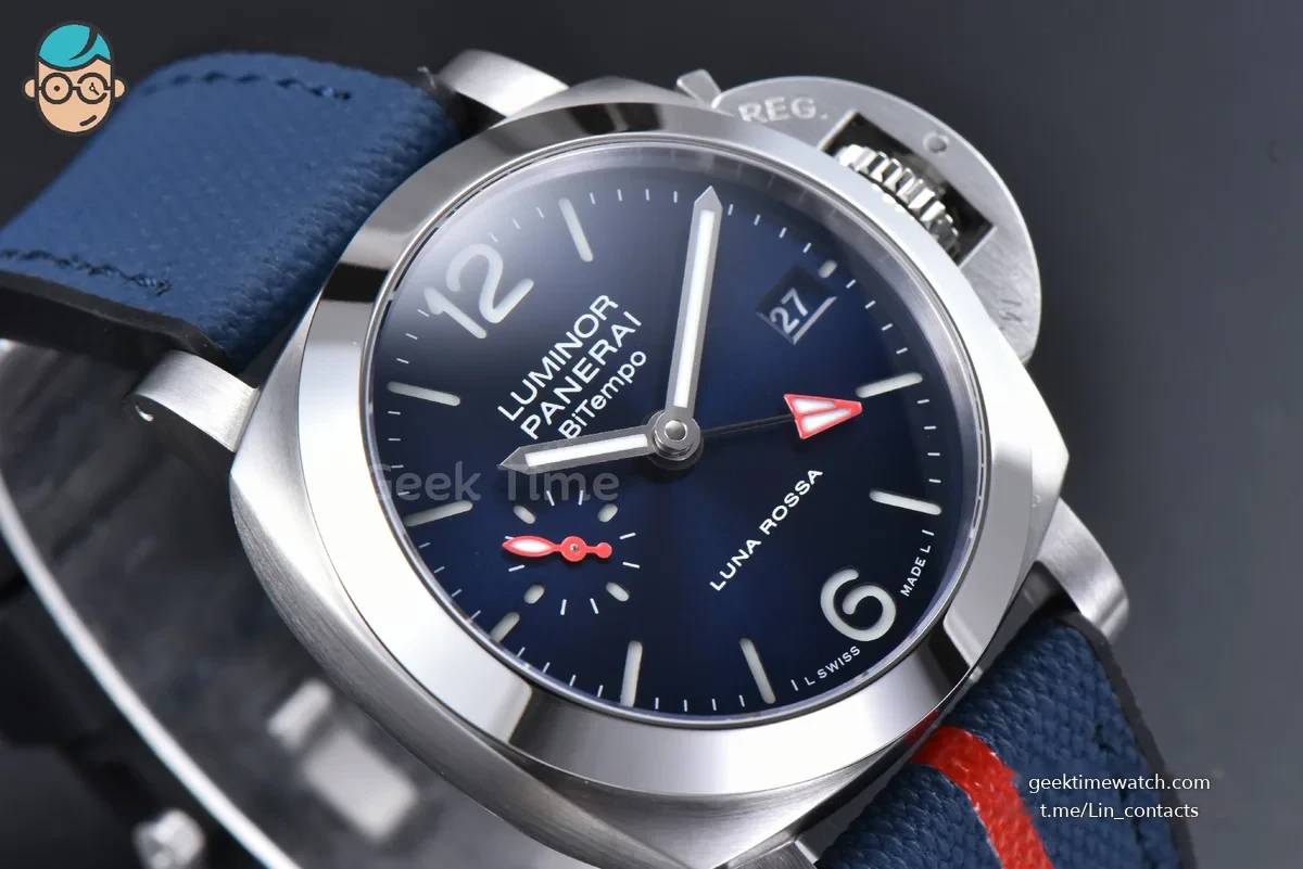 PAM1404 Quaranta BiTempo Luna Rossa 40mm VSF Blue Dial Gummy Strap P900