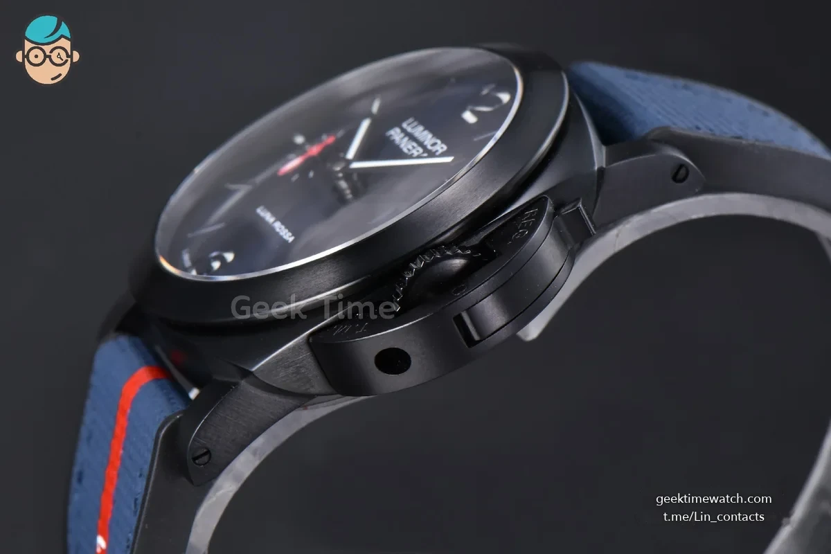 PAM1408 DLC Quaranta BiTempo Luna Rossa 40mm VSF Blue Dial Gummy Strap P900