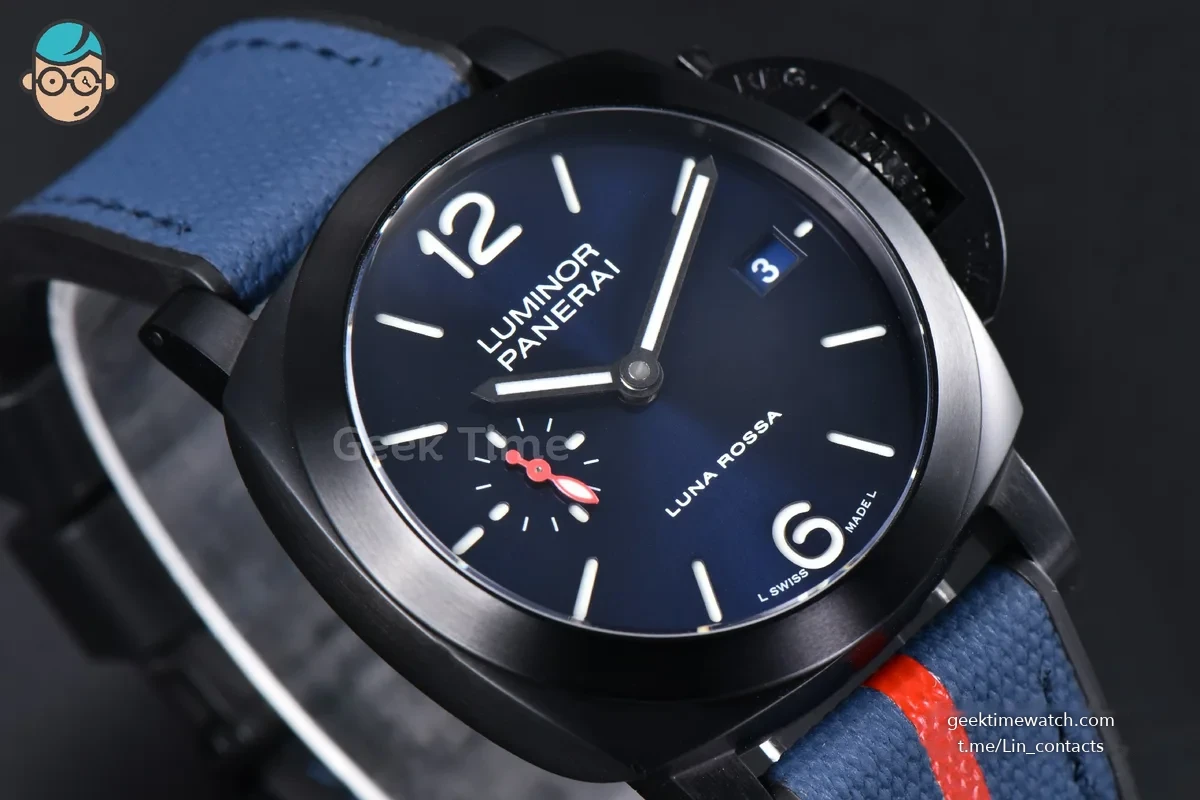 PAM1408 DLC Quaranta BiTempo Luna Rossa 40mm VSF Blue Dial Gummy Strap P900