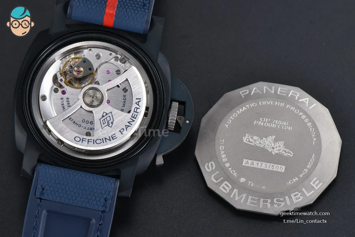 PAM1466 Submersible Luna Rossa 44mm VSF Blue Dial Gummy Strap P900