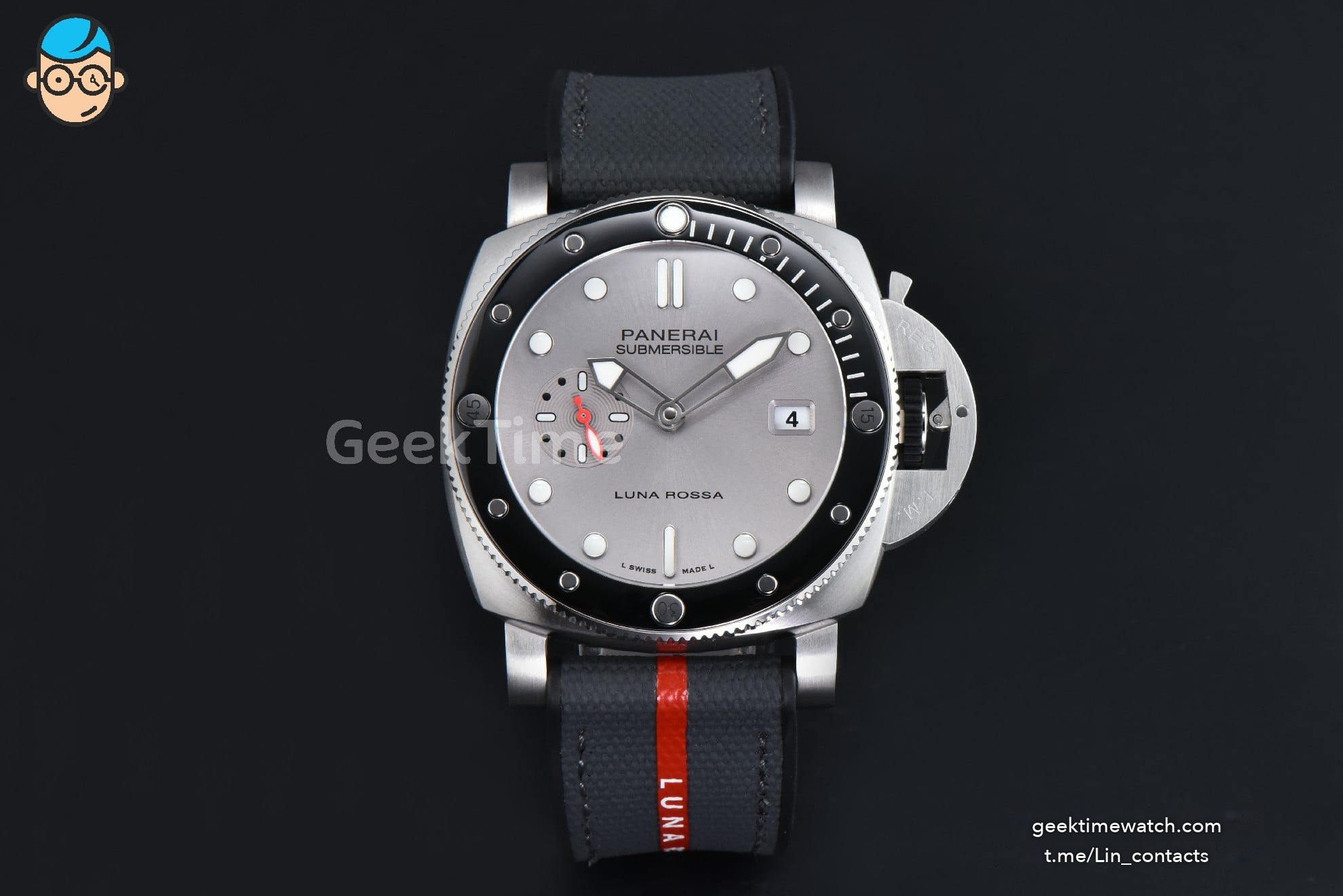 PAM1681 Submersible Luna Rossa 44mm SS VSF Silver Dial Black Gummy Strap P900