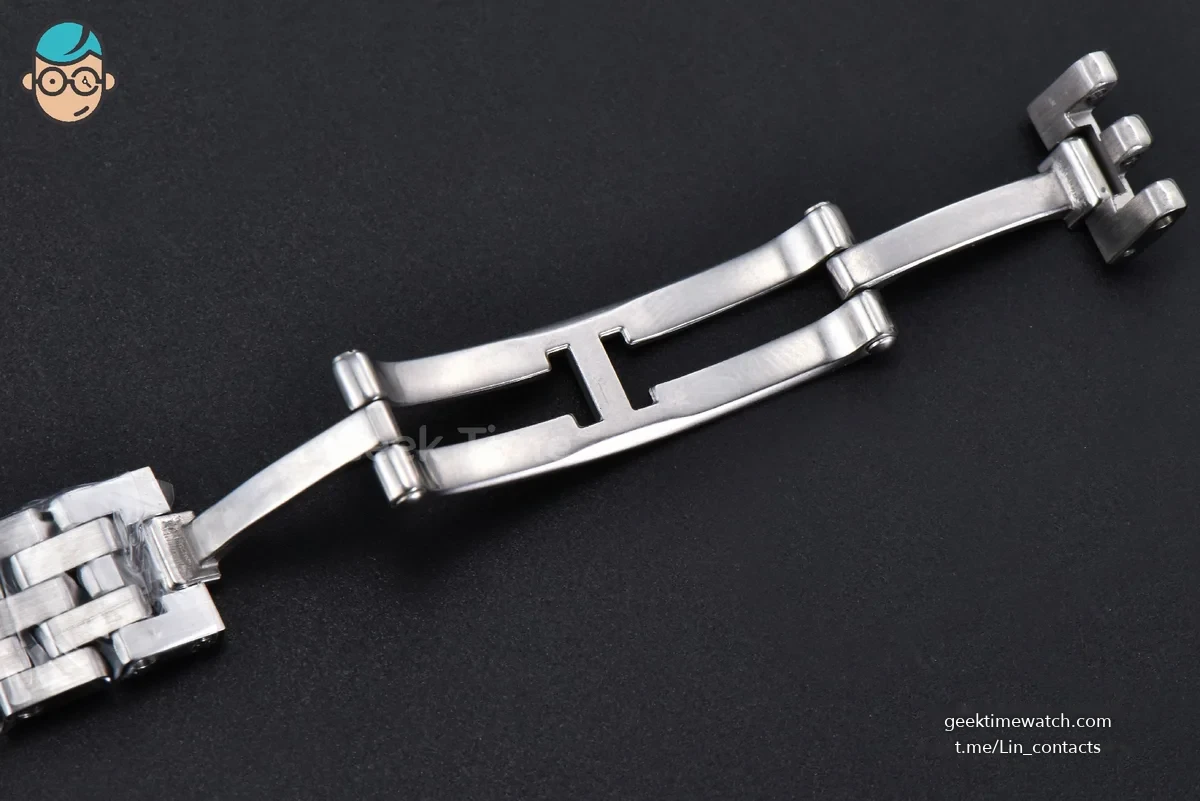 Panthère 22mm AF SS White Diamond Dial on SS Bracelet Ronda Quartz