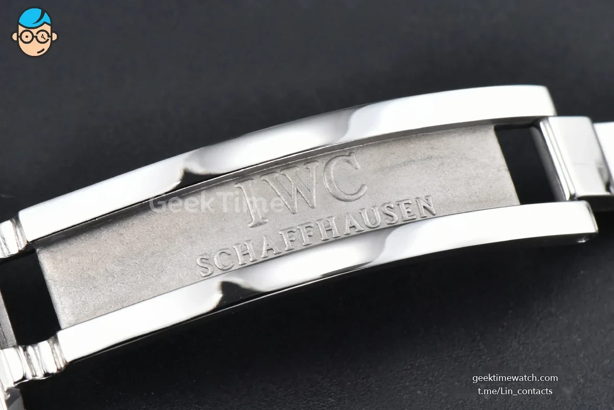 Portugieser Automatic 7 Days IW500703 42mm SS APSF White Dial Gold Numeral Markers Black Leather Strap A52010