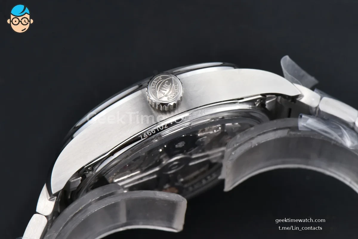 Portugieser Automatic 7 Days IW501701 42mm SS APSF White Dial Gold Numeral Markers SS Bracelet A52010