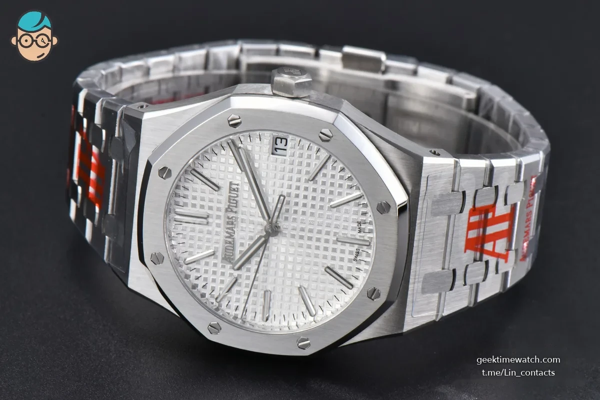 Royal Oak 15510 “50th Anniversary” ORF 41MM SS White Dial SS Bracelet SA4302