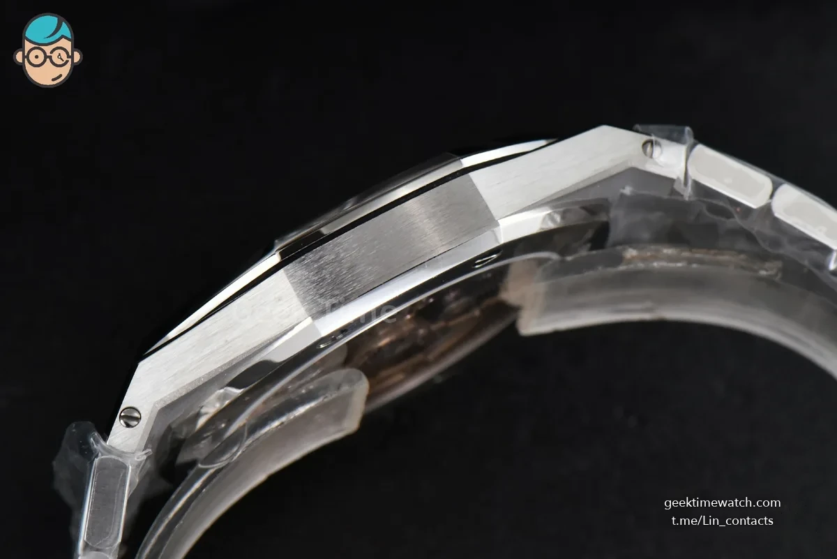 Royal Oak 39mm 15202 ZF Gradient Blue Dial SS Bracelet A2121