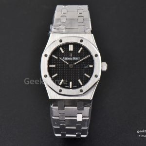 Royal Oak Ladies 33mm 8F Black Dial SS Bracelet Swiss Quartz