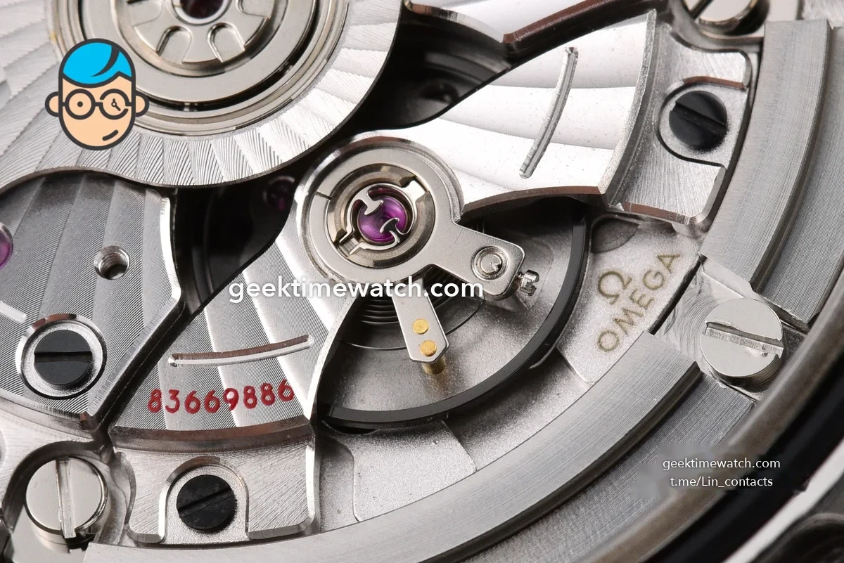 SeaMaster 300M VSF White Dial Blue Bezel Steel bracelet VS8800 clone movment(with free rubber strap )