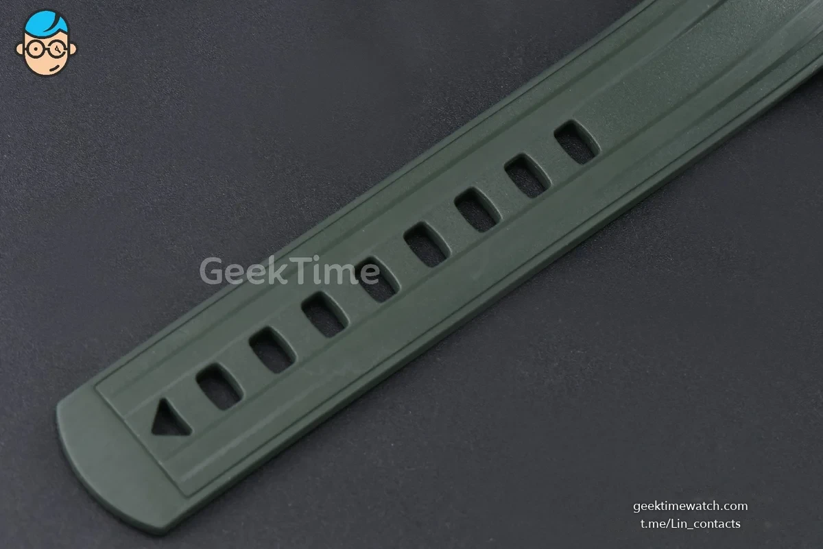 Seamaster Diver 300M 42mm VSF YG Green Bezel Green Dial Green Rubber Strap A8800