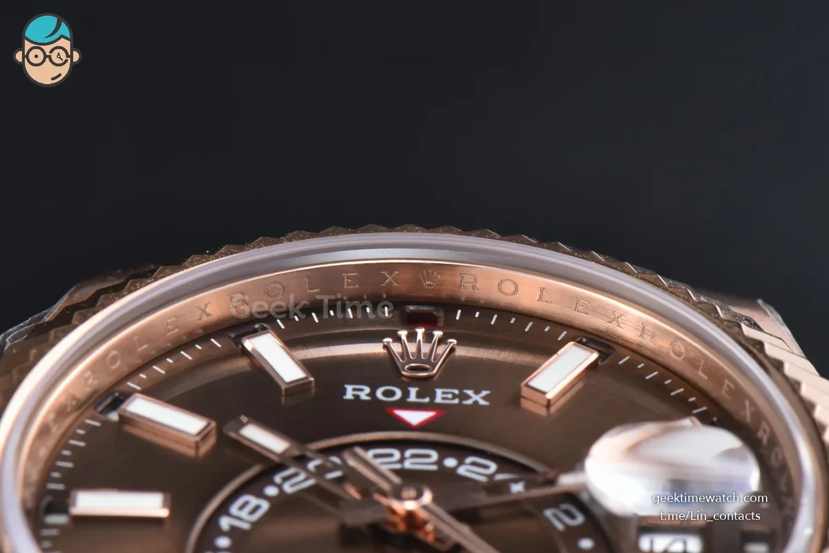 Sky-Dweller 336935 42mm ZF RG Case Brown Dial Rubber Oysterflex Strap A23J (Tungsten)