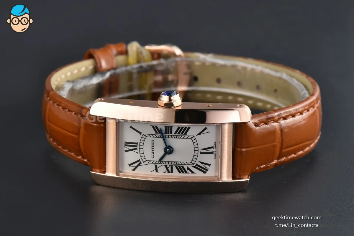 Tank Américaine Small 35.8mmx19mm RG 8848F Brown Leather Strap Quartz