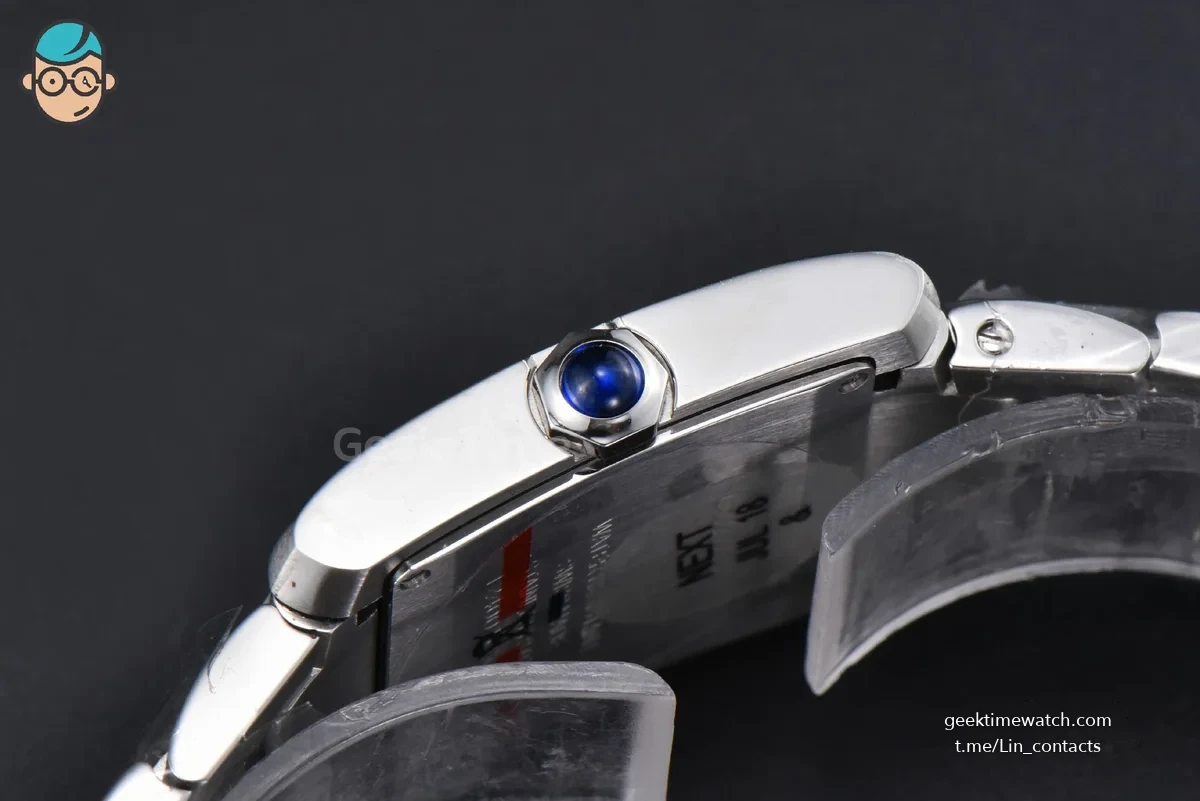 Tank Francaise Medium 32mmx 27mm K11F SS Bracelet Quartz