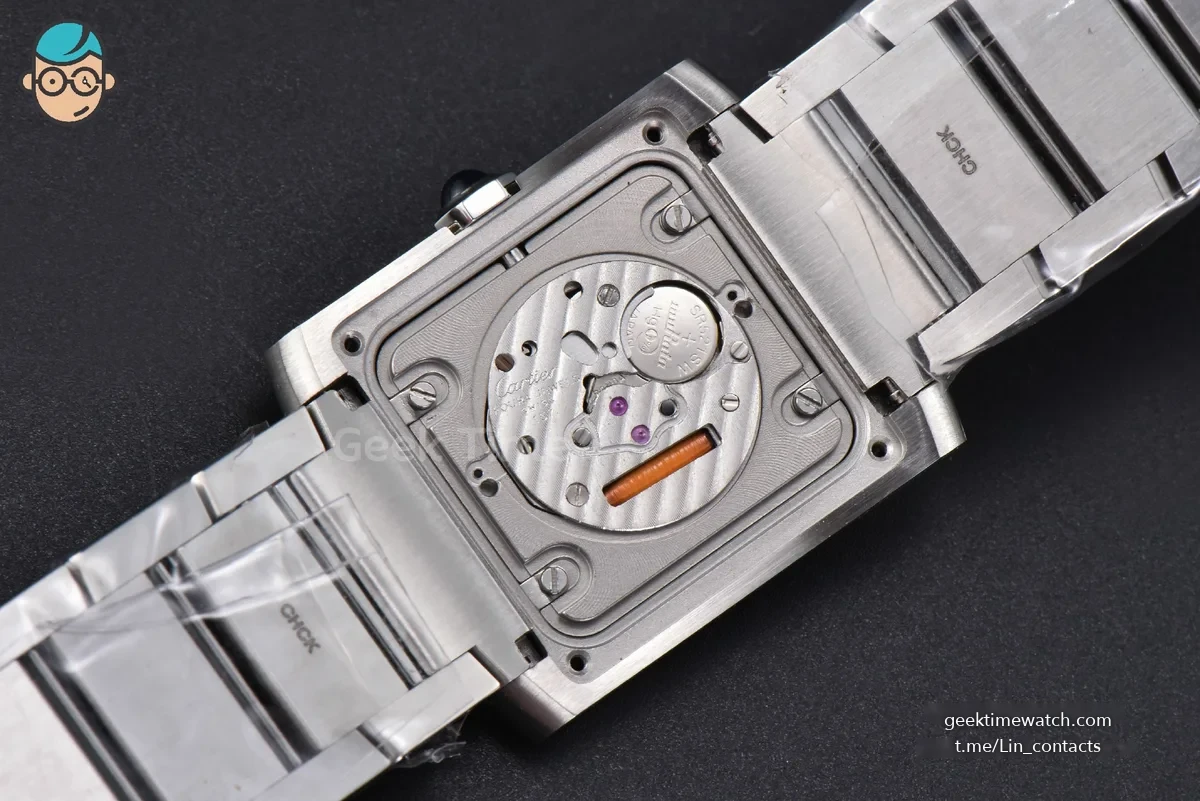 Tank Francaise Medium 32mmx 27mm K11F SS Bracelet Quartz