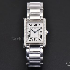 Tank Must Large 33.7mmx25.5mm K11F Diamond White Dial SS Bracelet Ronda Quartz