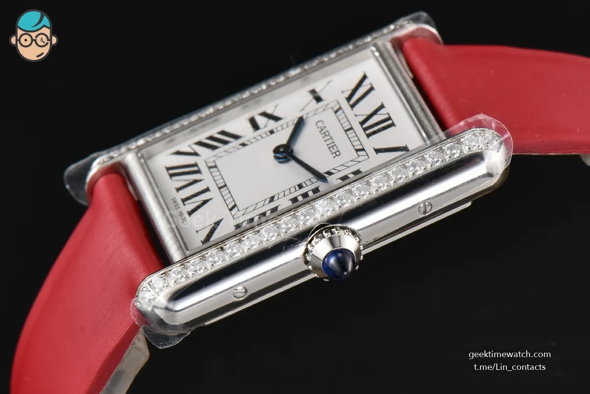 Tank Must Large 33.7×25.5mm Diamond K11F White Dial Red Smooth Calf Strap Quartz