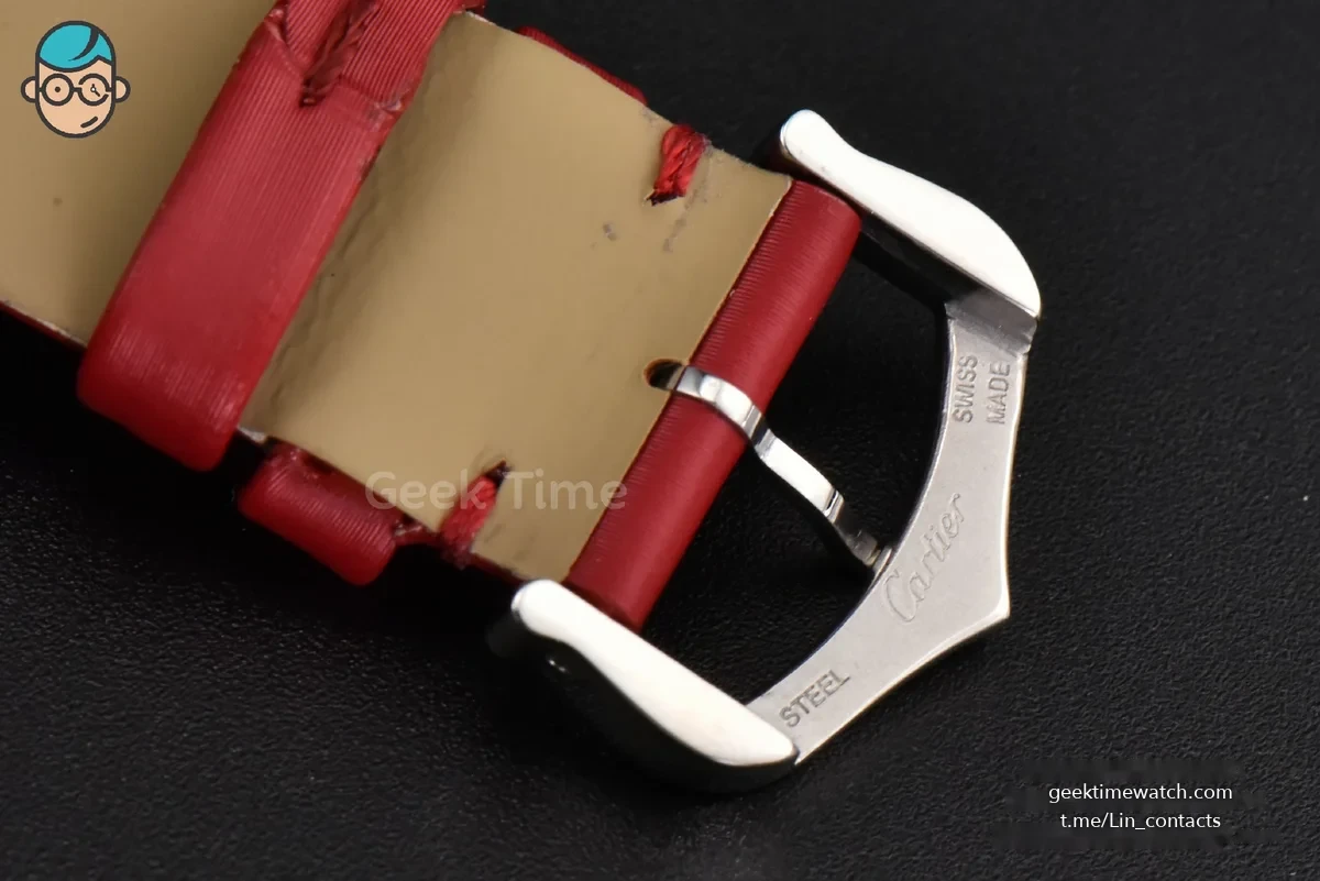Tank Must Large 33.7×25.5mm Diamond K11F White Dial Red Smooth Calf Strap Quartz