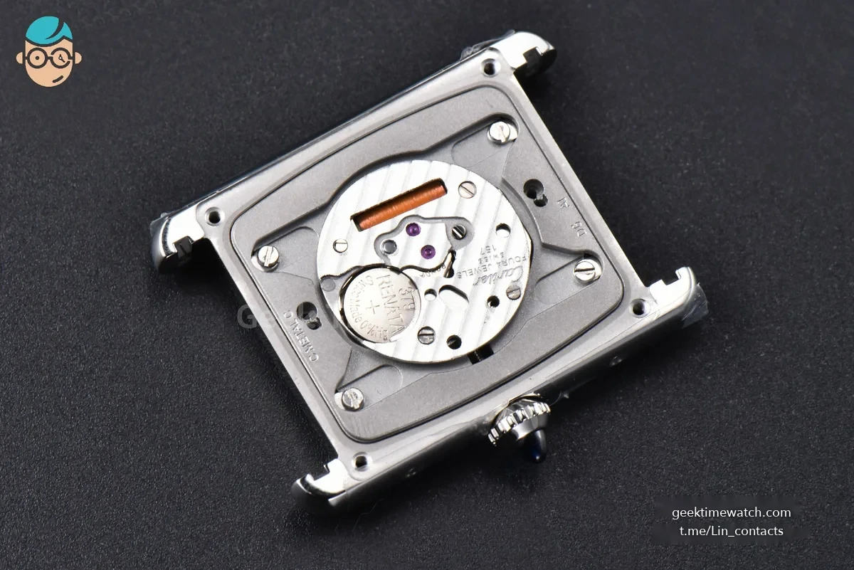 Tank Must Large 33.7×25.5mm K11F Diamond Bezel Black Dial Black Leather Strap Quartz