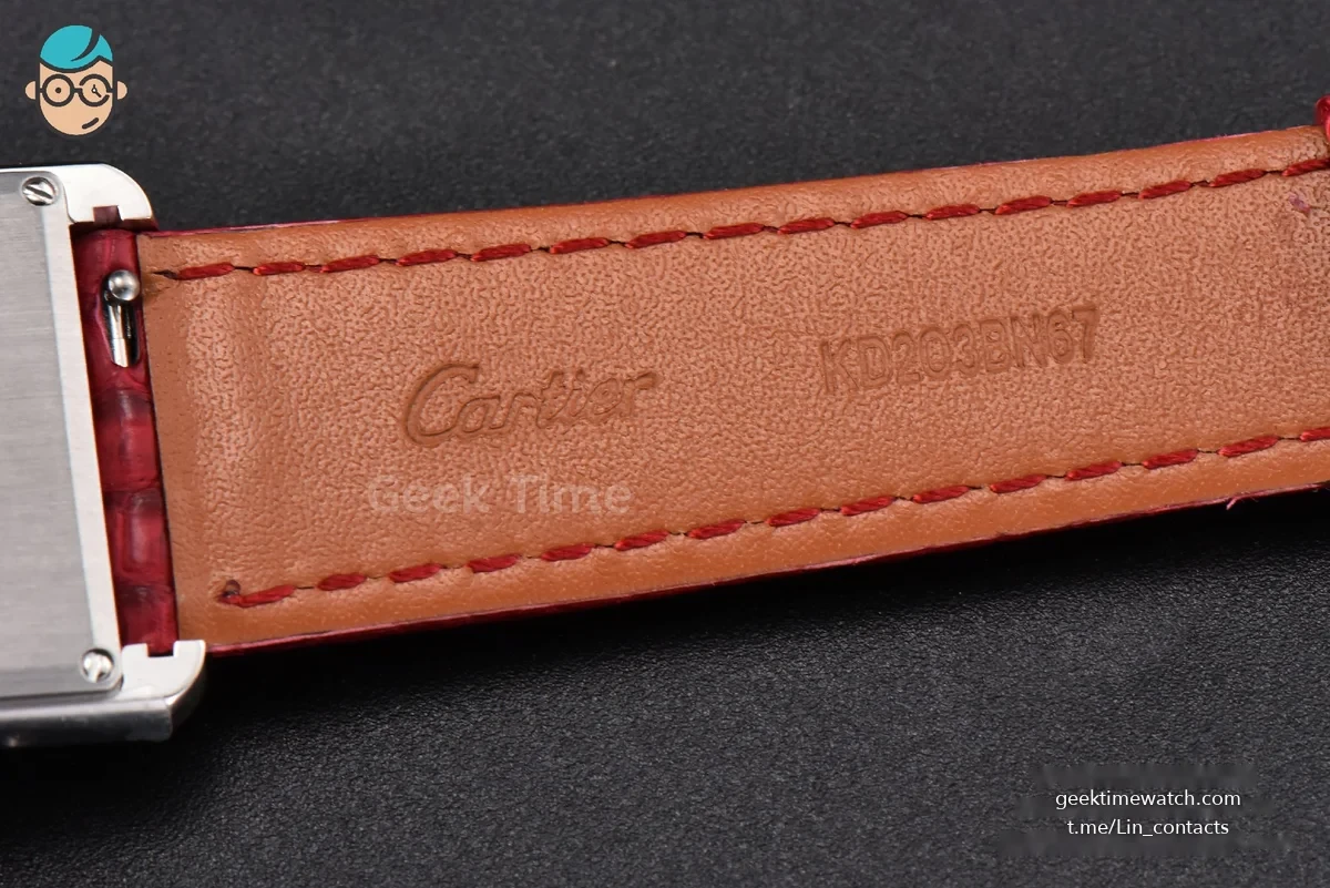 Tank Must Large 33.7×25.5mm K11F Red Dial Red Corc Texture Leather Strap Quartz