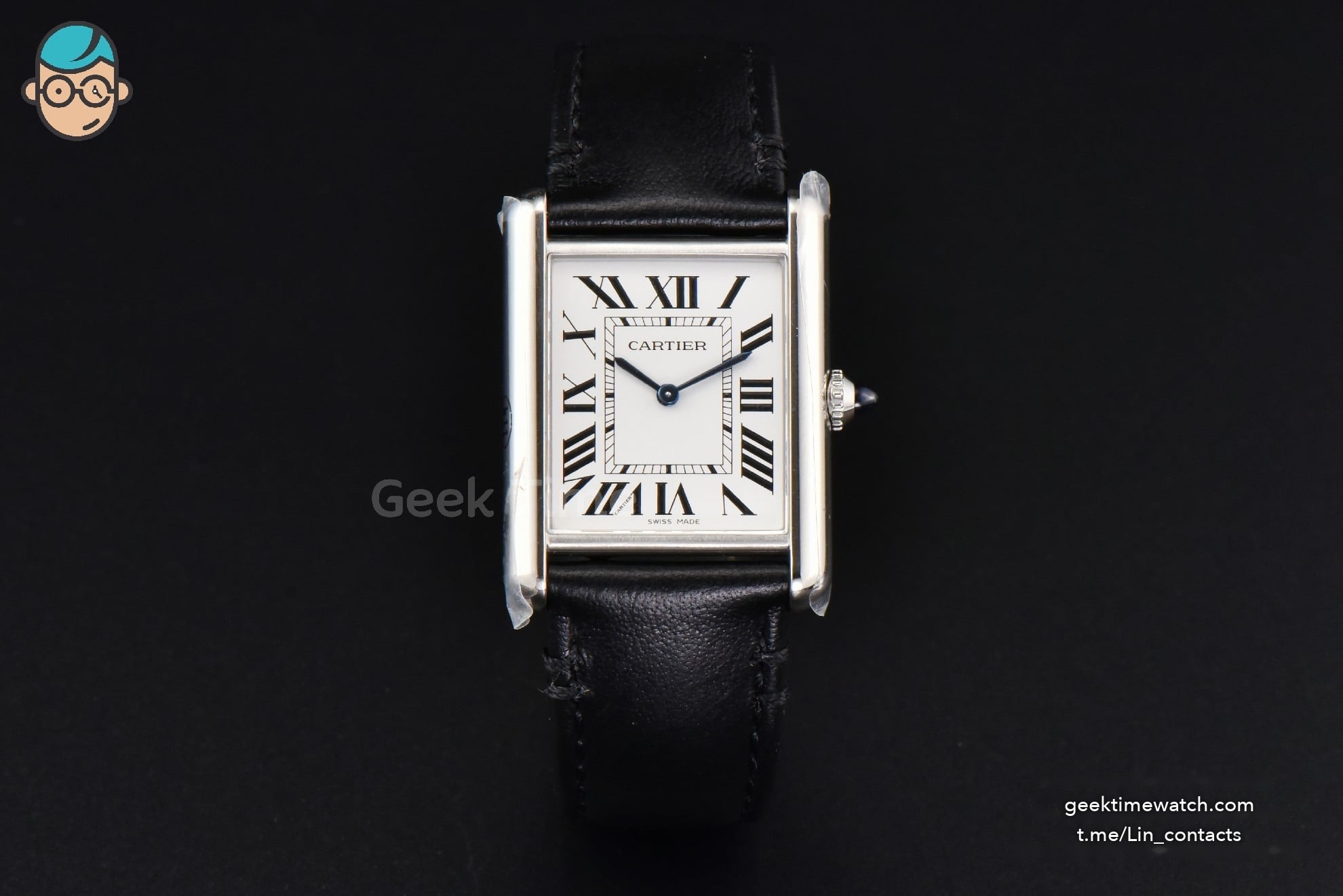 Tank Must Large 33.7×25.5mm K11F White Dial Smooth Black Strap Quartz