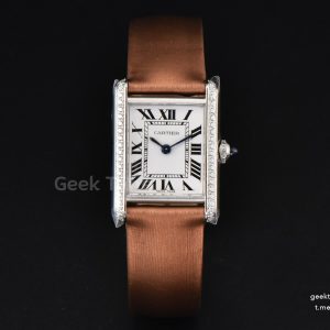 Tank Must Small 29.5×22mm Diamond K11F White Dial Brown Smooth Strap Quartz