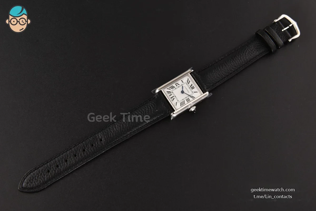 Tank Must Small 29.5×22mm K11F White Dial Litchi Grained Strap Quartz